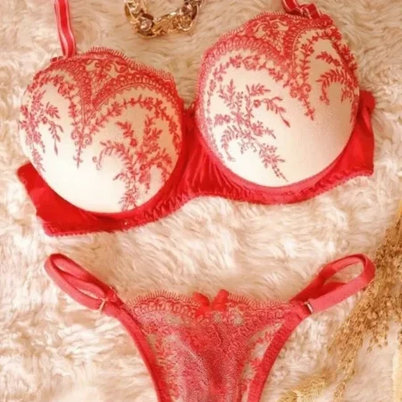 لانجري بكيني احمر 57