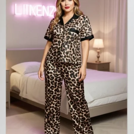 2680 بجامة ساتان تايجر